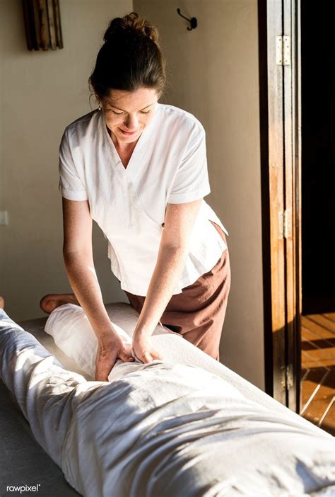 Intimate massage Escort Kaiti